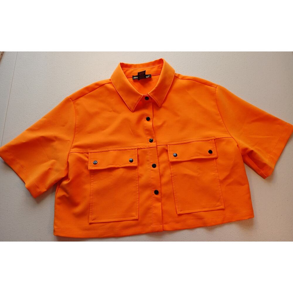 Like an Angel size L  Y2K 90s orange top with snaps.